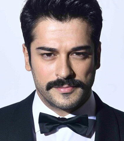 Burak Özçivit